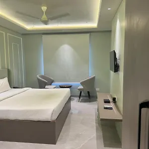 Hotel The Urban